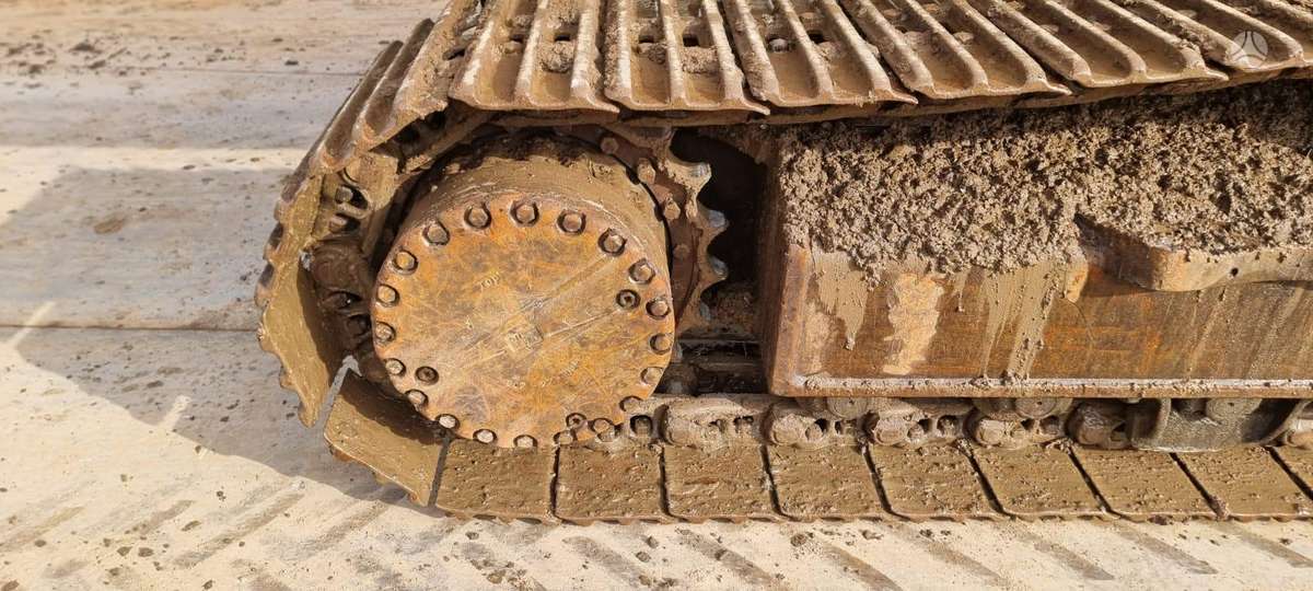 Komatsu PC290 LC-10, ekskavatori