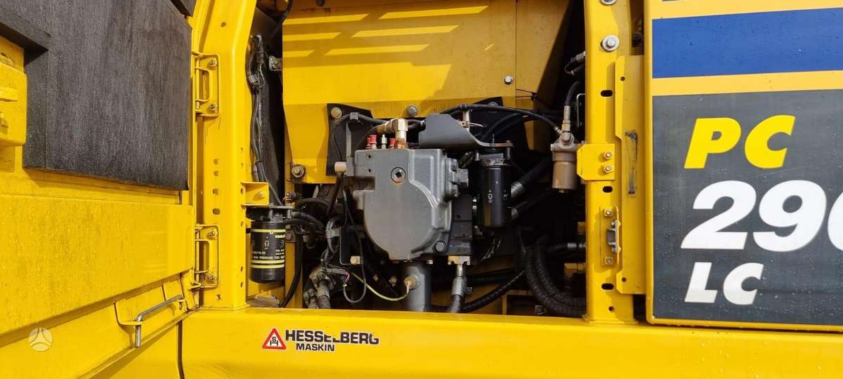 Komatsu PC290 LC-10, ekskavatori