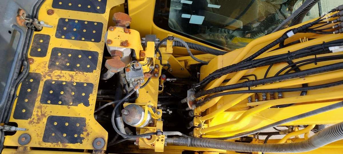 Komatsu PC290 LC-10, ekskavatori