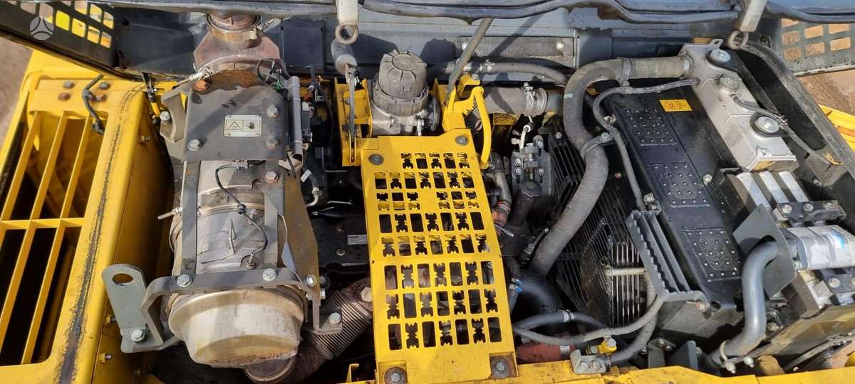 Komatsu PC290 LC-10, ekskavatori