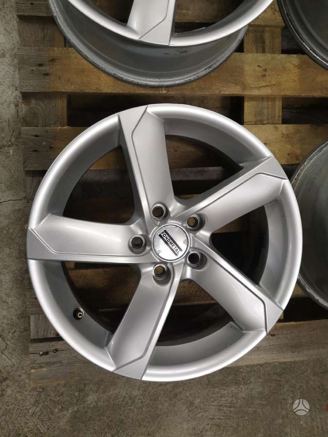 Fondmetal, lengvojo lydinio, R17