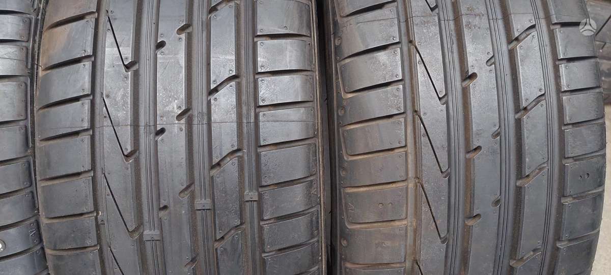 Hankook, vasarinės 215/45 R18