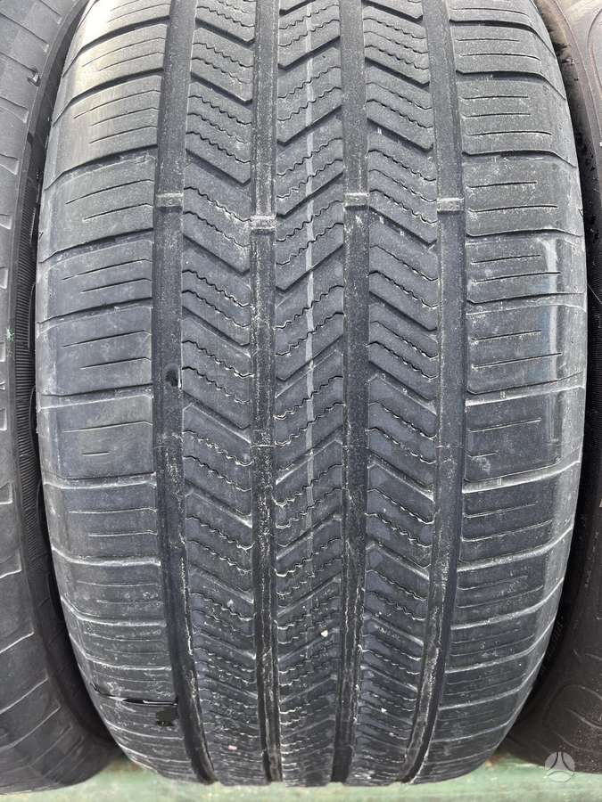 Goodyear Eagle LS2, all-season 265/50 R19