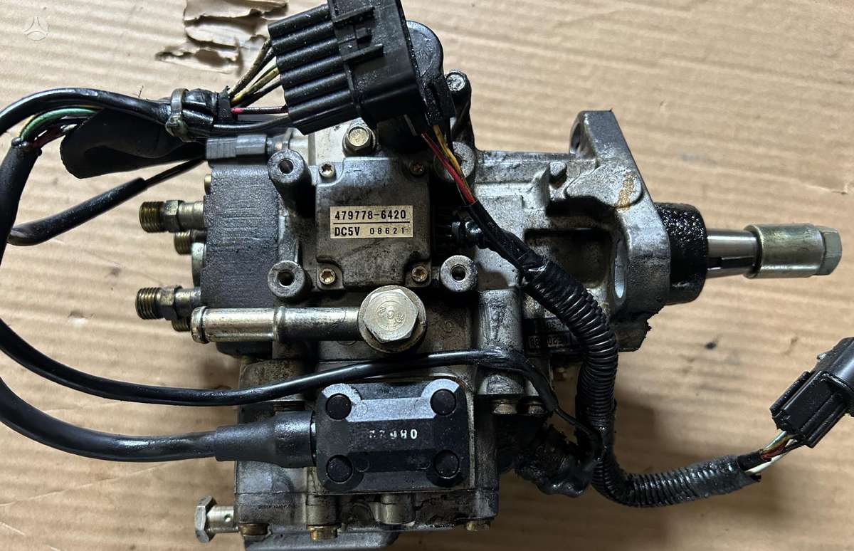 Mitsubishi Pajero, 4M41, engine parts