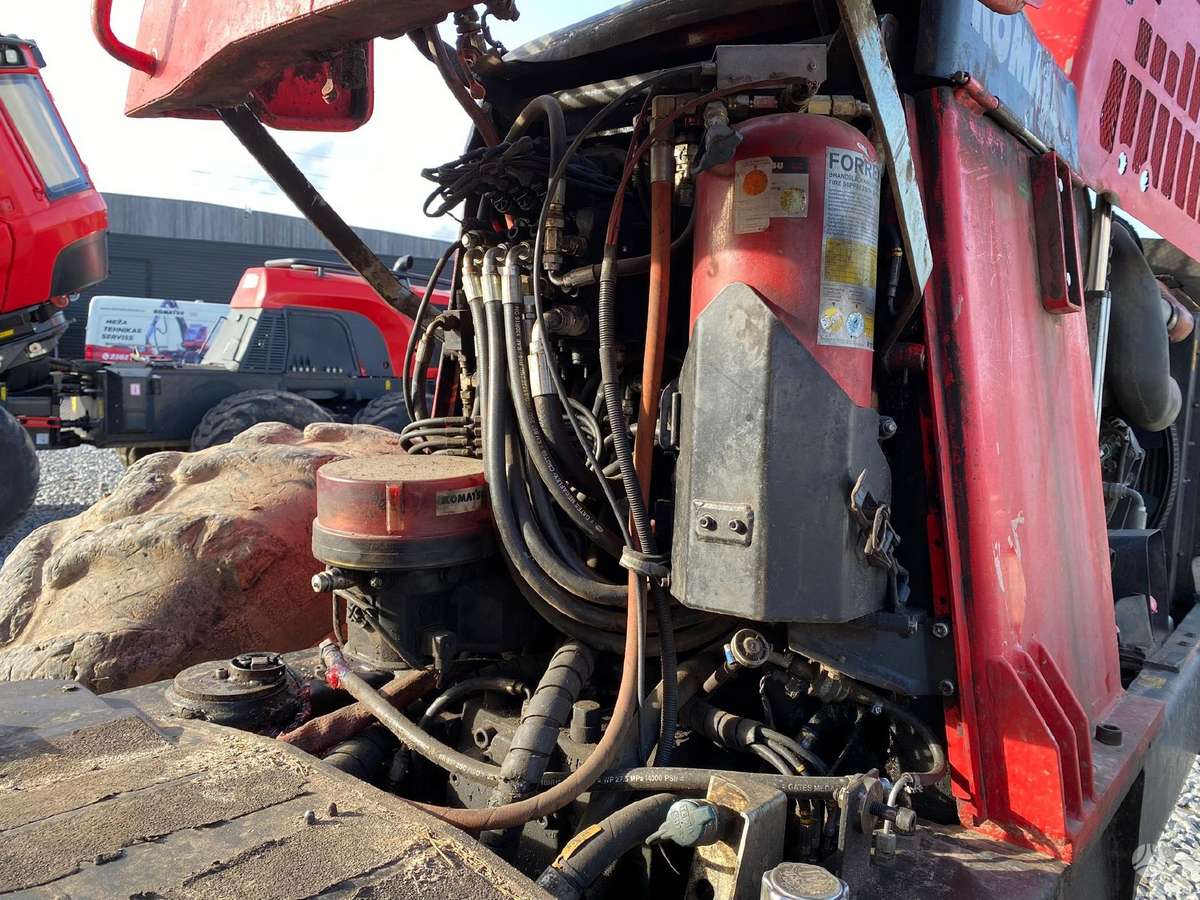 Komatsu 911.5 (H276), харвестеры