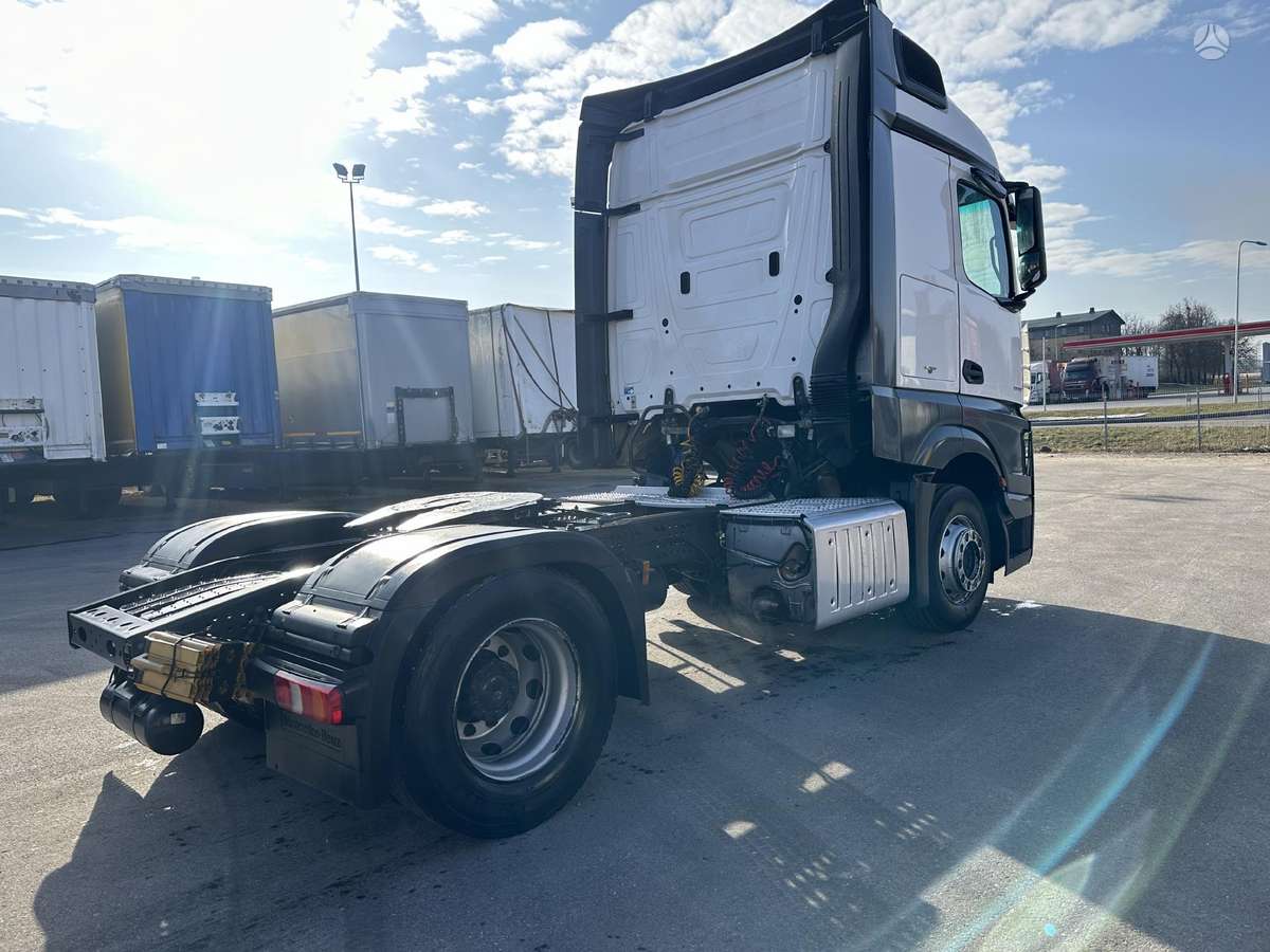 Mercedes-Benz ACTROS 1843, double sleeper