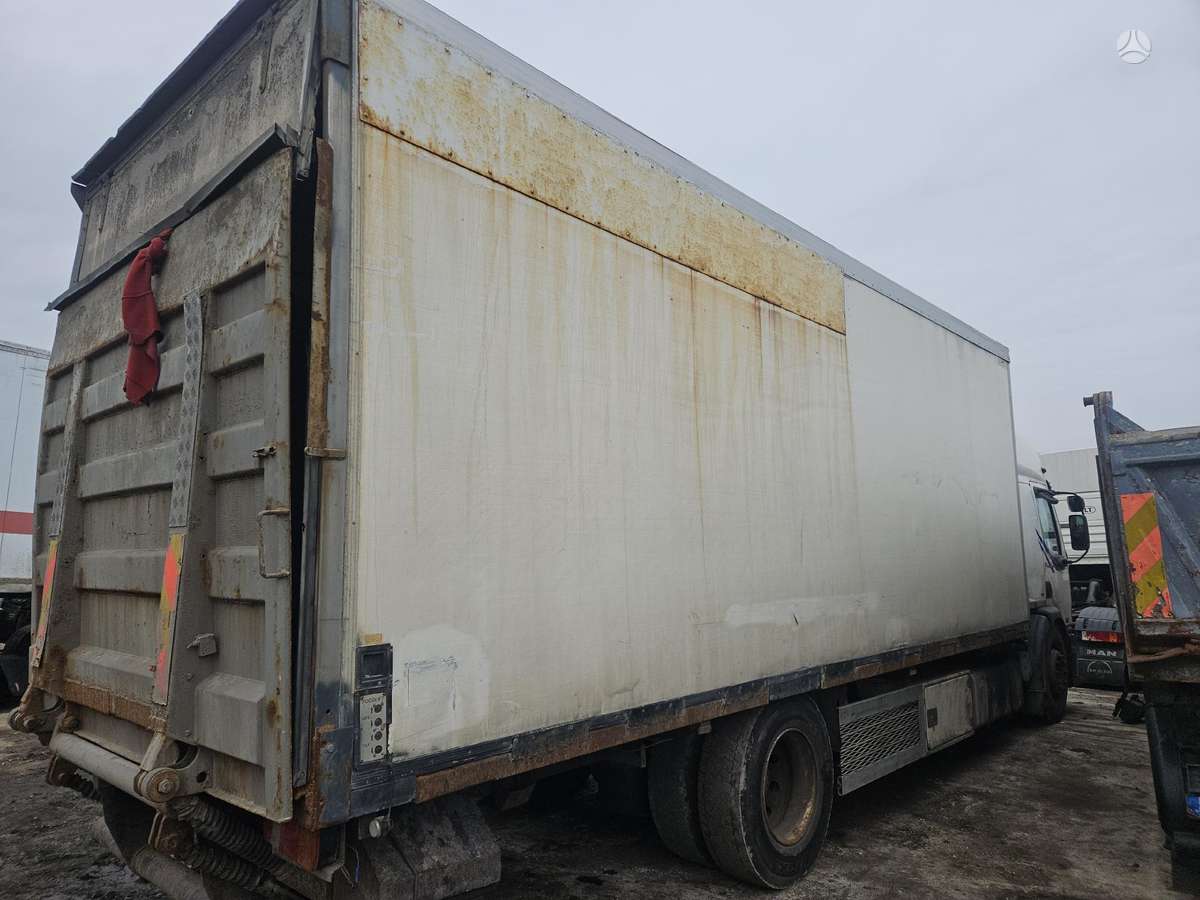 Renault Premium 320DCi, trucks
