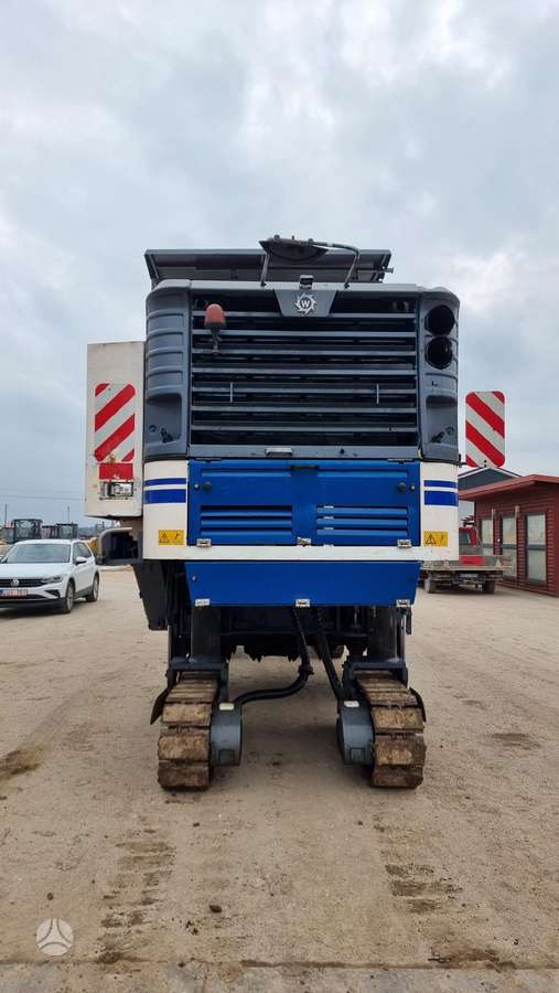 Wirtgen W210, kelių tiesimo mašinos