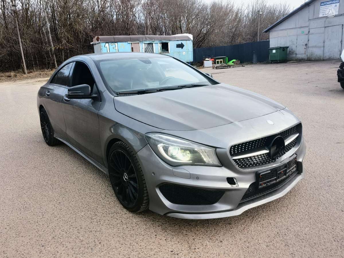 Mercedes-Benz CLA220