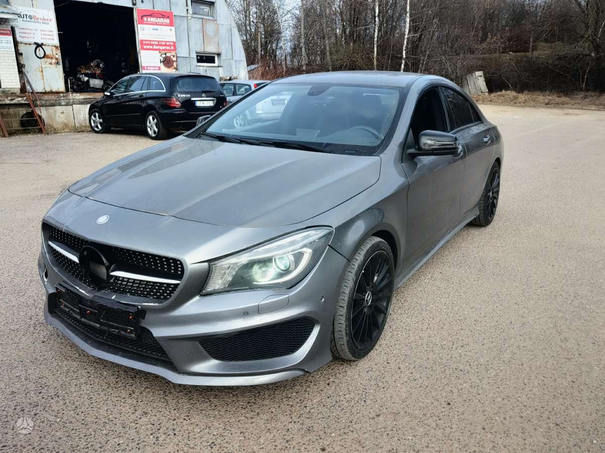 Mercedes-Benz CLA220