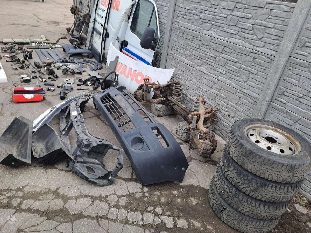 Renault Master по частям. Dalys