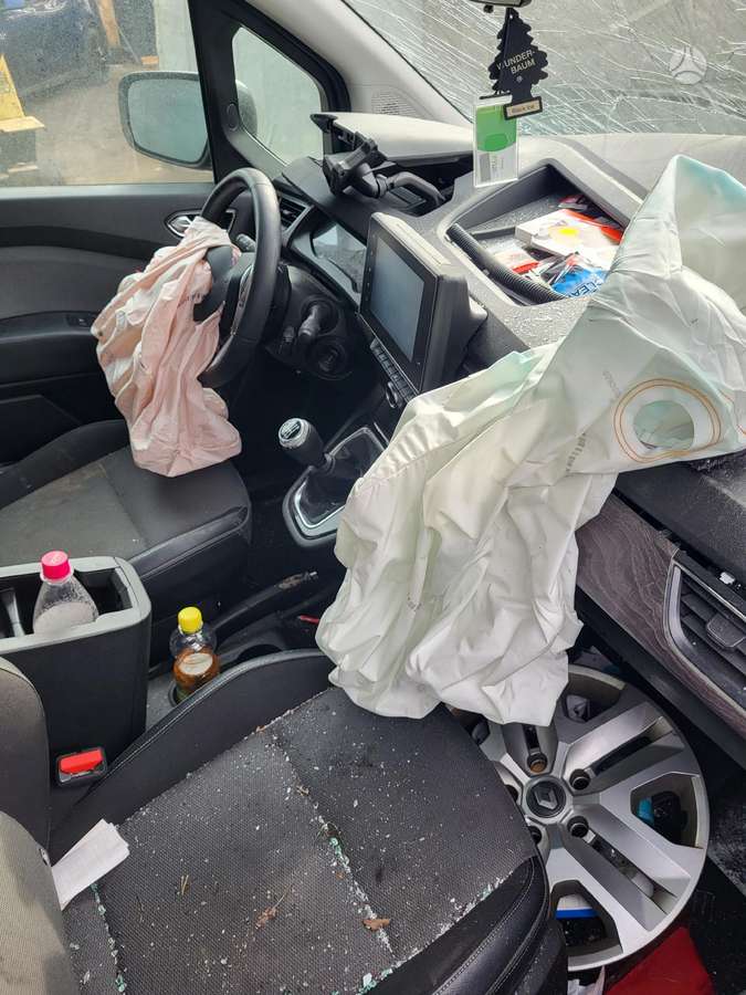 Renault Kangoo dalimis