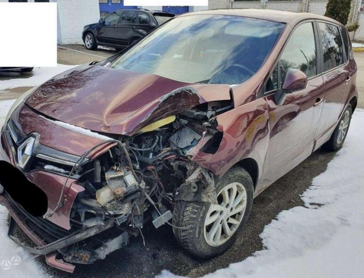 Renault Scenic for parts