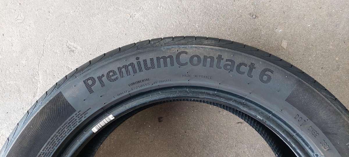 Continental, летние 215/55 R18