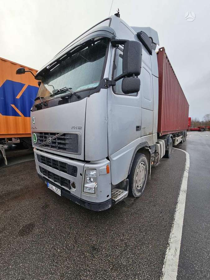 Volvo 420, 1 miegamoji vieta