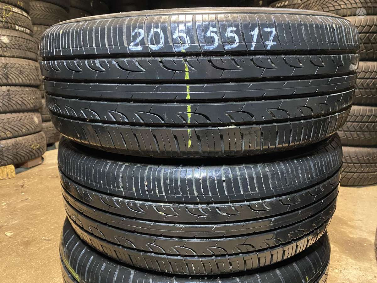 Kumho SolusKH25, summer 205/55 R17