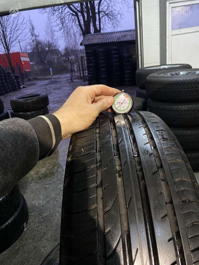 Continental ContiPremiumContact2, summer 215/55 R18