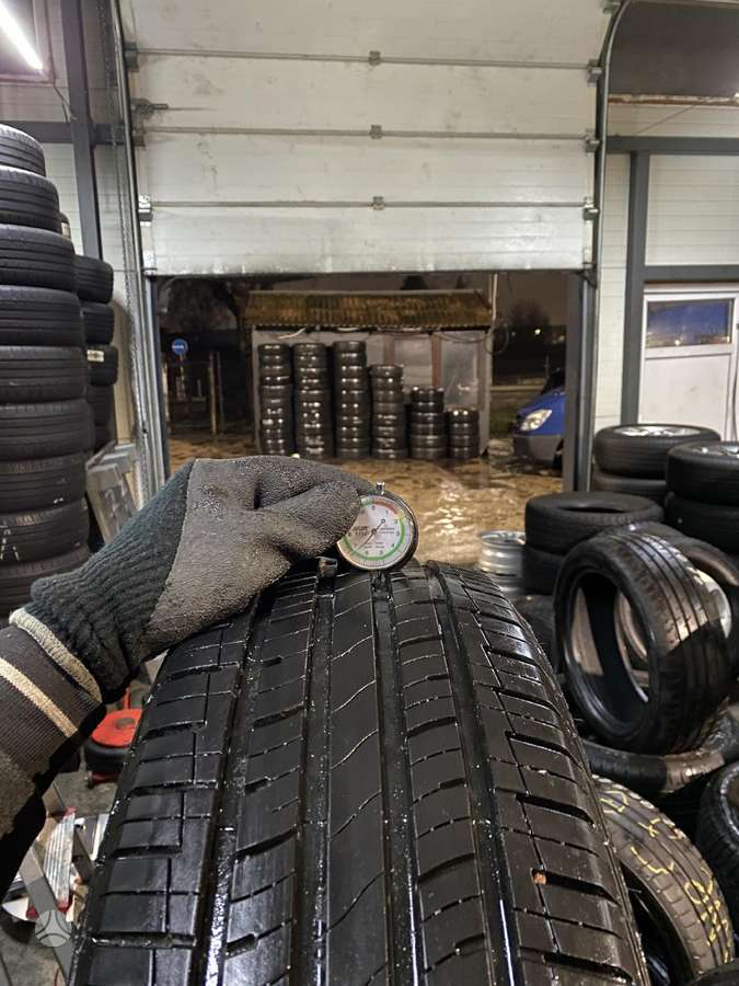 Mastercraft Stratus AS, summer 215/65 R17