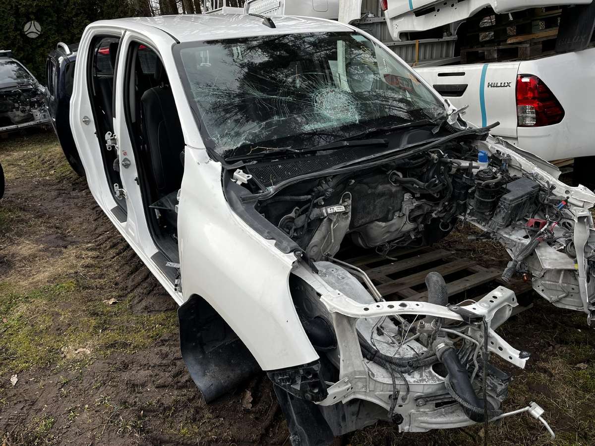 Toyota Hilux детали кузова