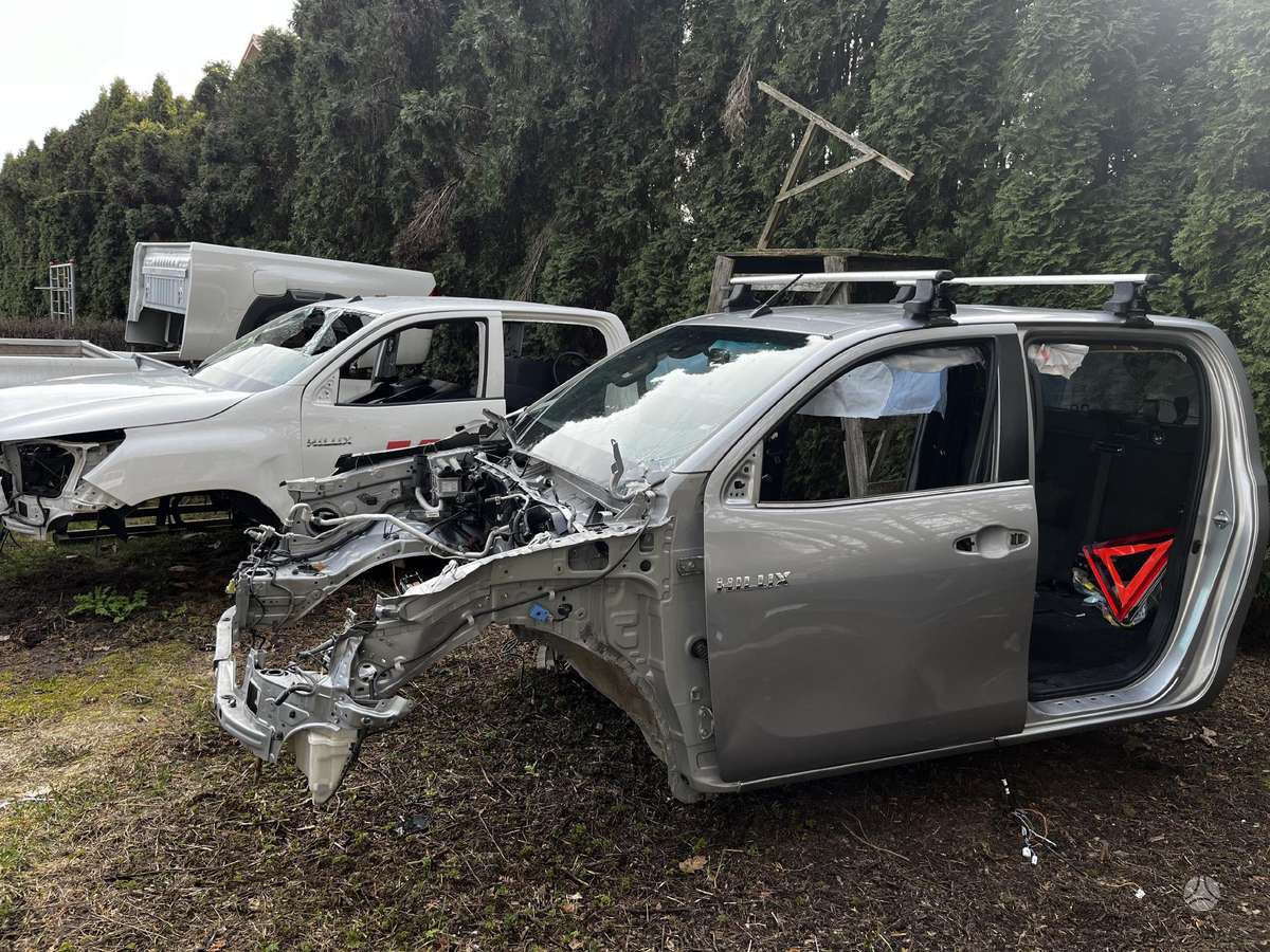 Toyota Hilux детали кузова