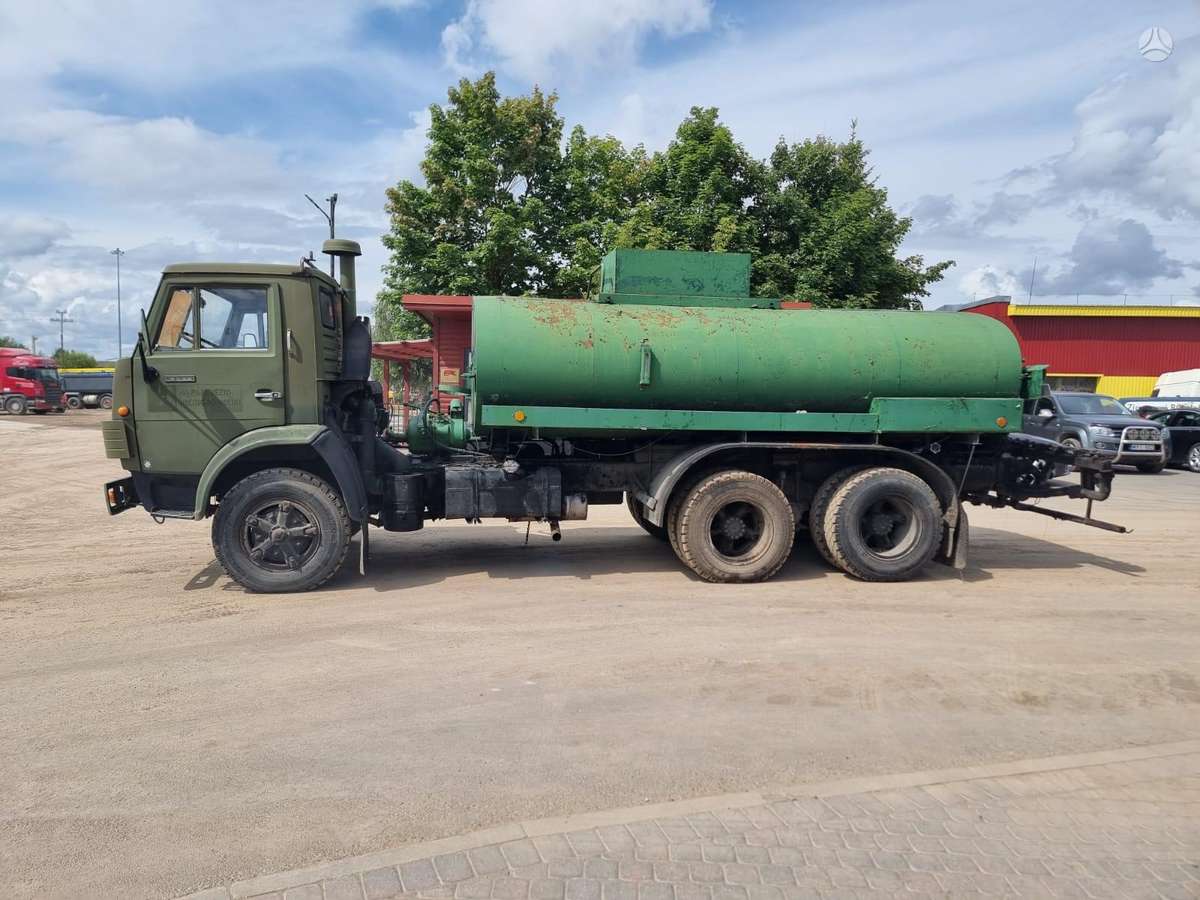 Kamaz 53211, kelių tiesimo mašinos
