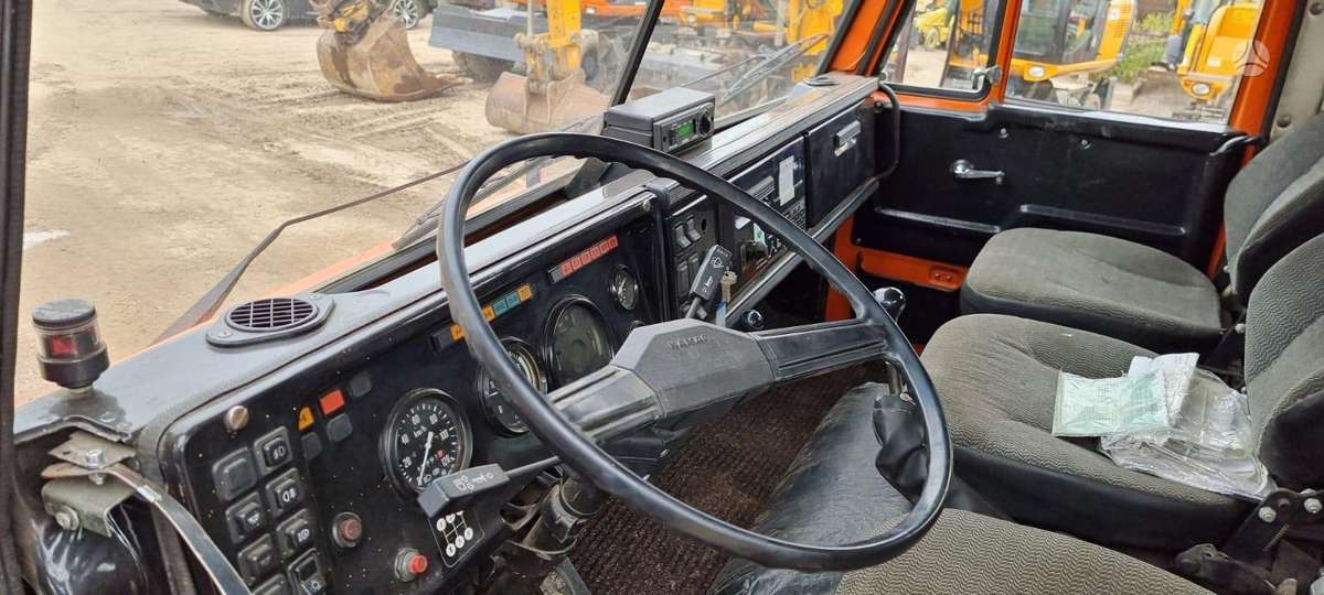 KamAZ 43118 6×6, autocisternos
