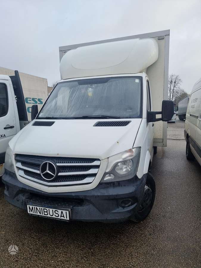 Mercedes-Benz Sprinter, cargo vans