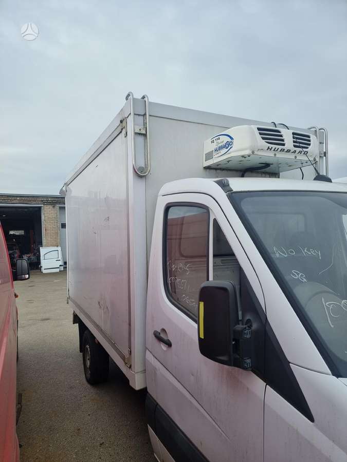 Mercedes-Benz Sprinter, preču