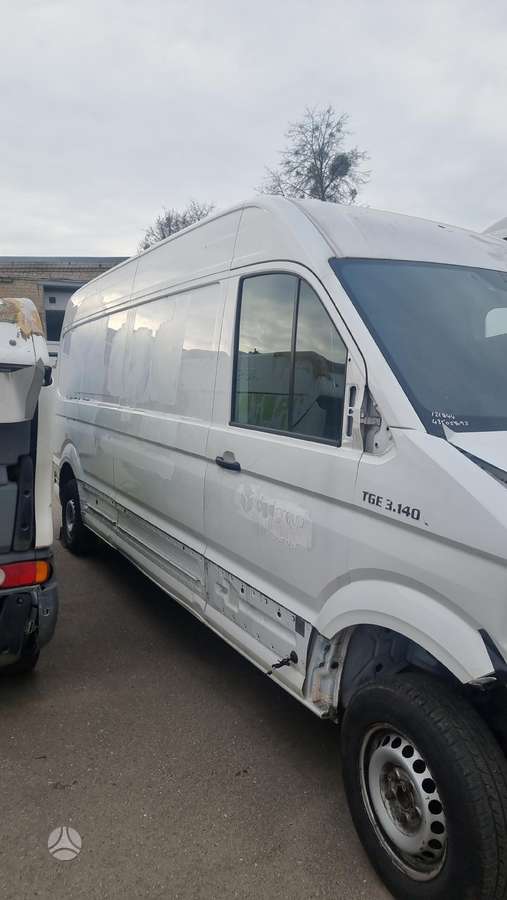 Mercedes-Benz Sprinter, preču