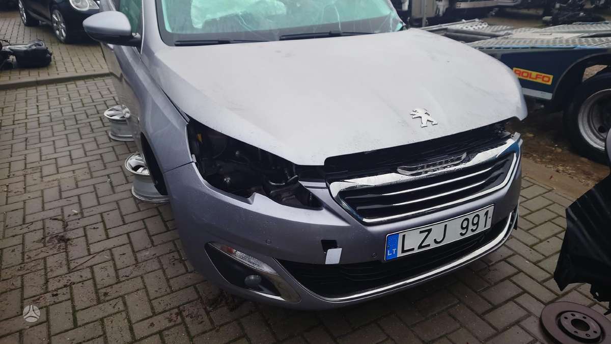 Peugeot 308 по частям