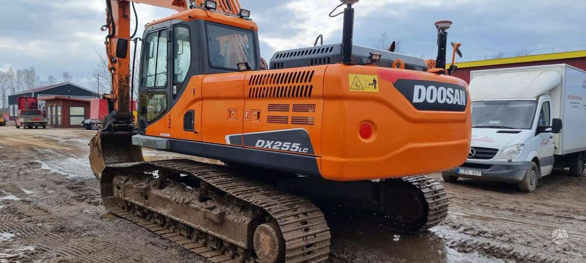 Doosan DX 255 LC-3, экскаваторы
