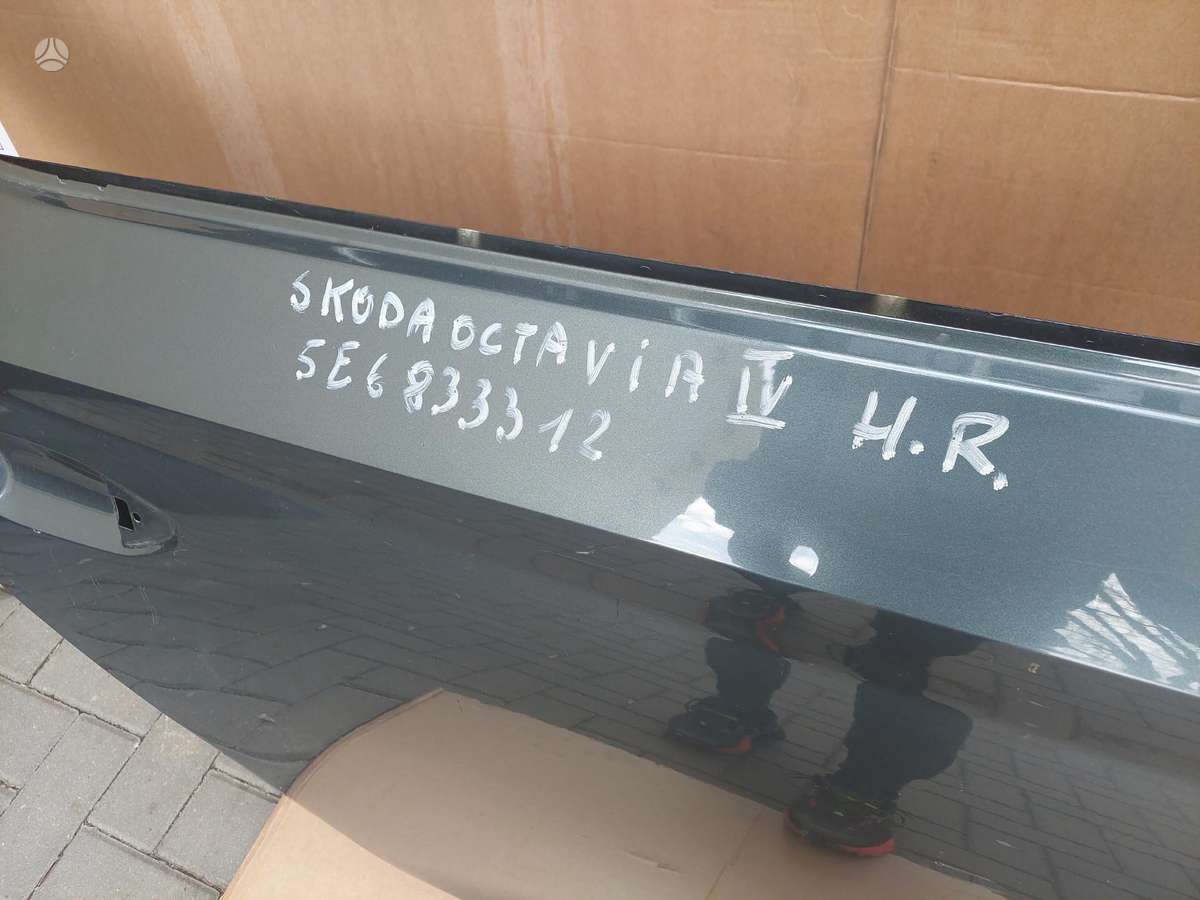 Skoda Octavia, 5E6833312, doors