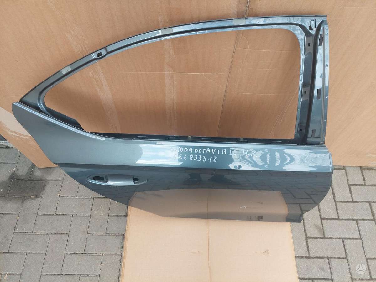 Skoda Octavia, 5E6833312, durys