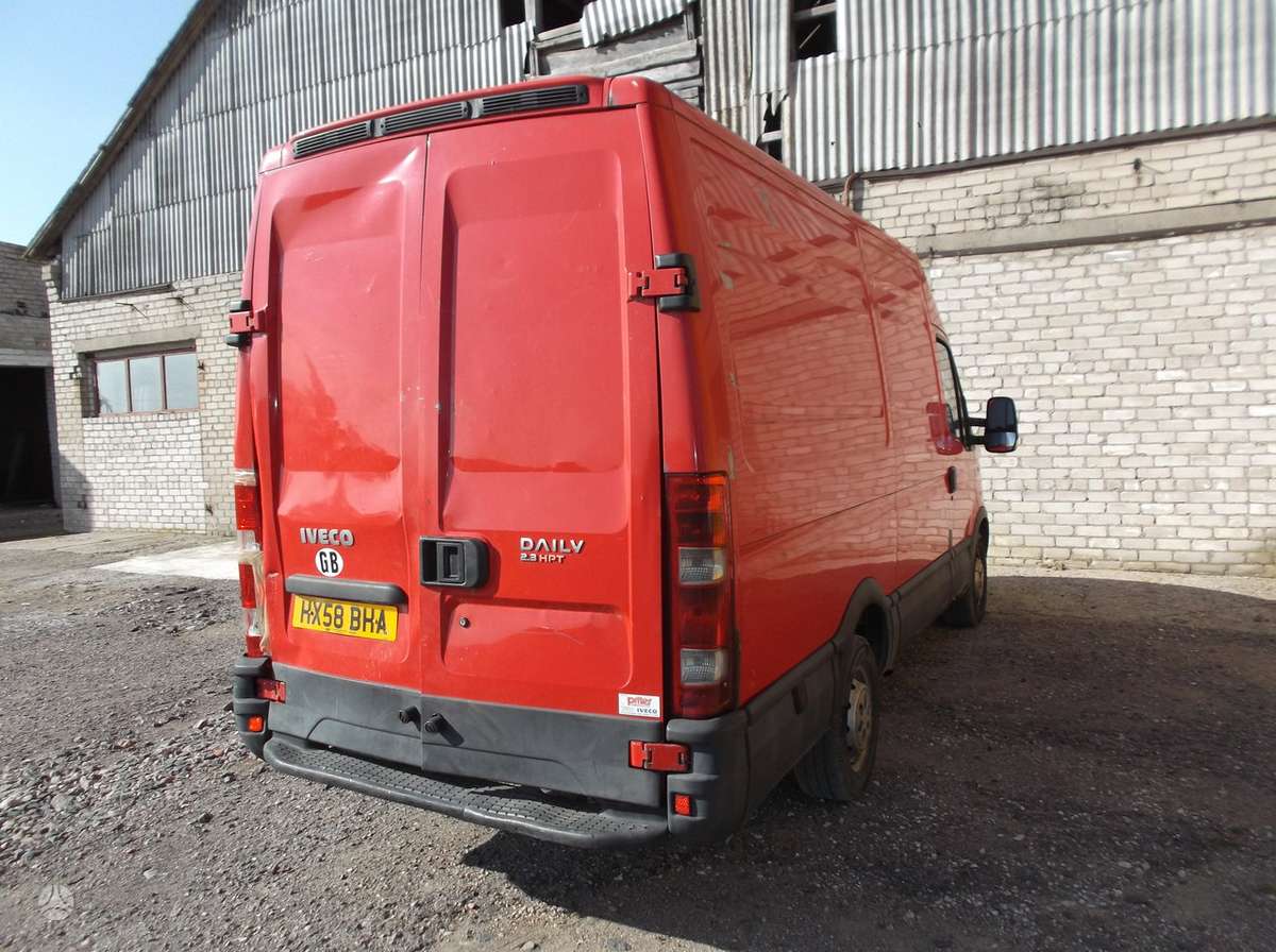 Iveco DAILY, preču