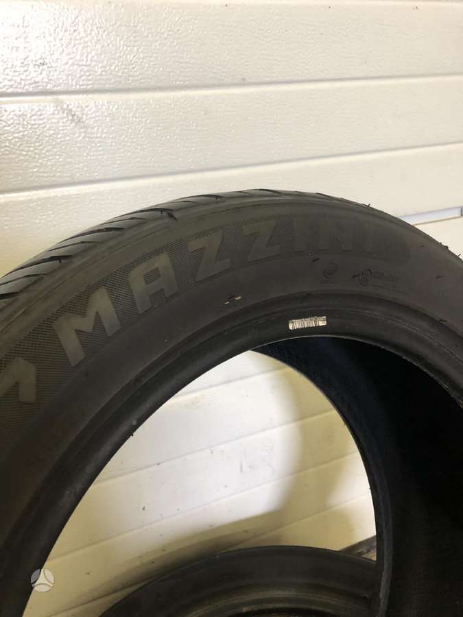 Mazzini, vasarinės 215/55 R17