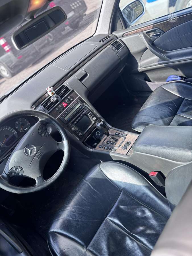Mercedes-Benz 220 2 2cdi 2 7cdi 3 2cdi