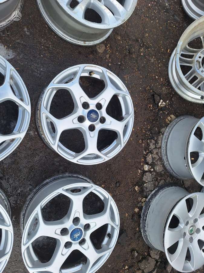 Ford LIKO 3 VNT, легкосплавные , R16