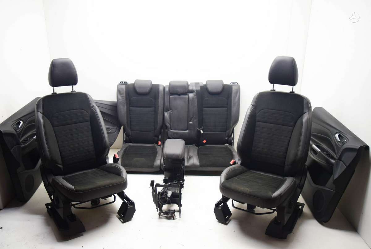 Ford Kuga seats