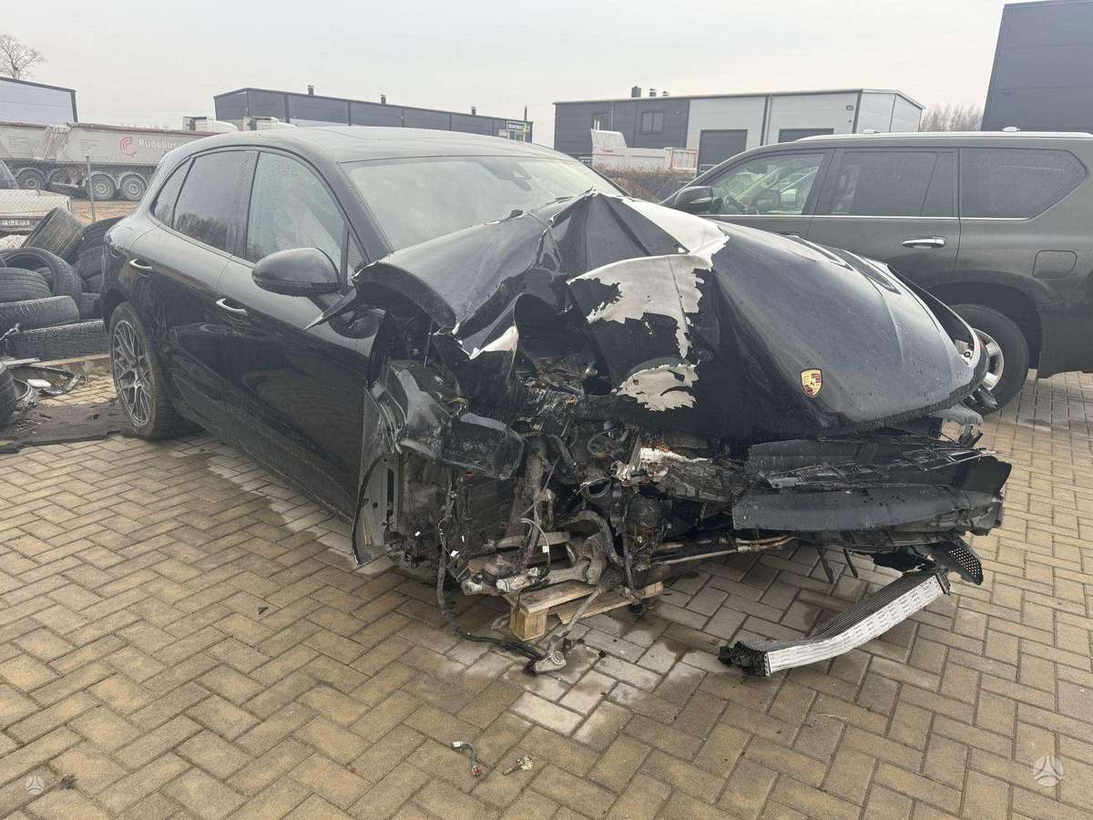 Porsche Macan по частям