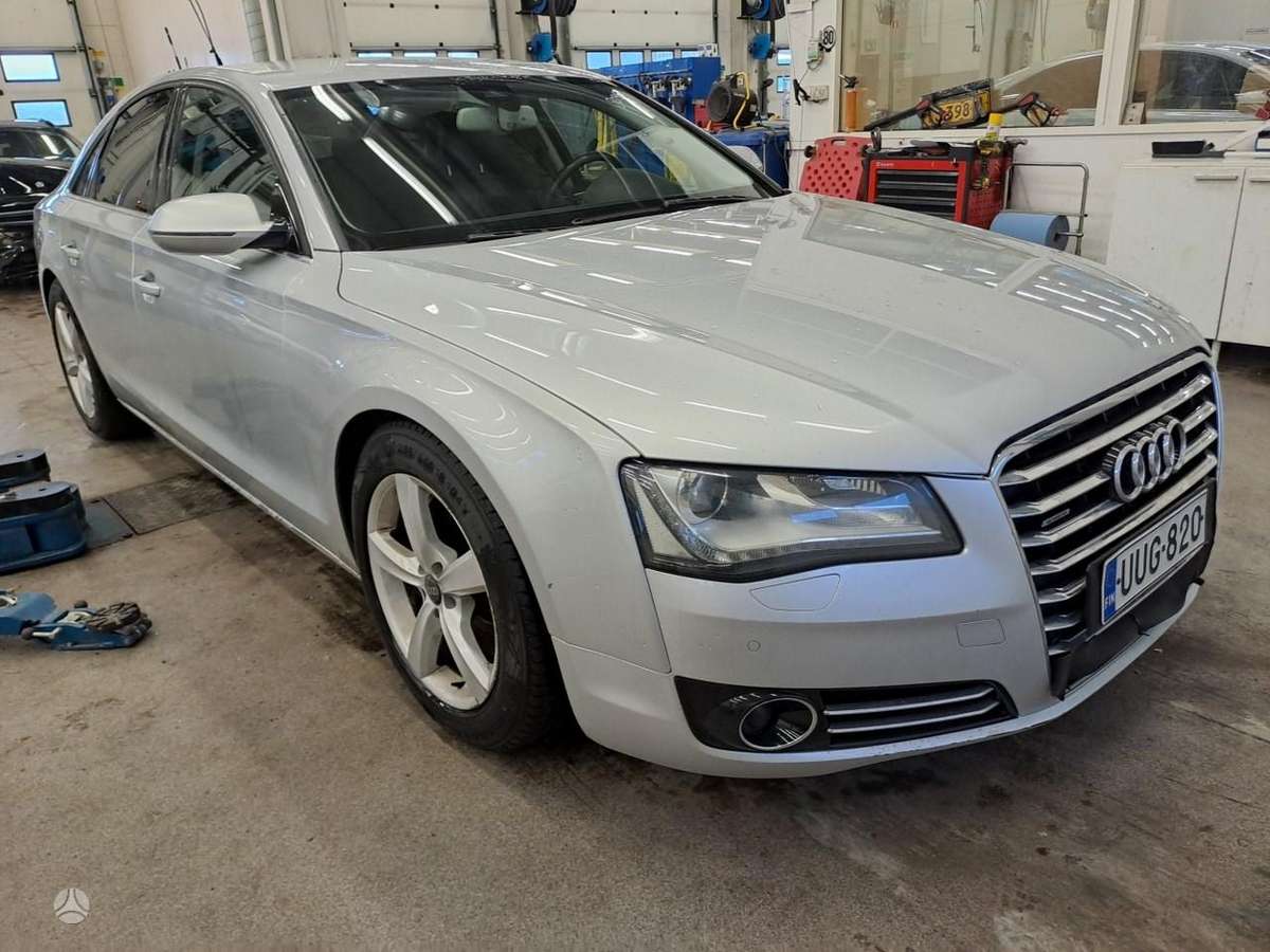 Audi A8 по частям