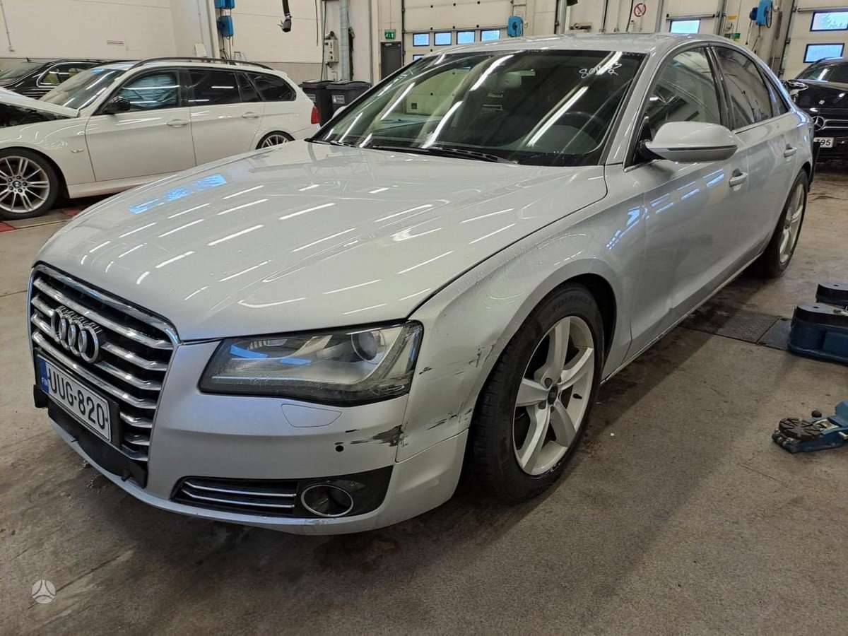 Audi A8 по частям
