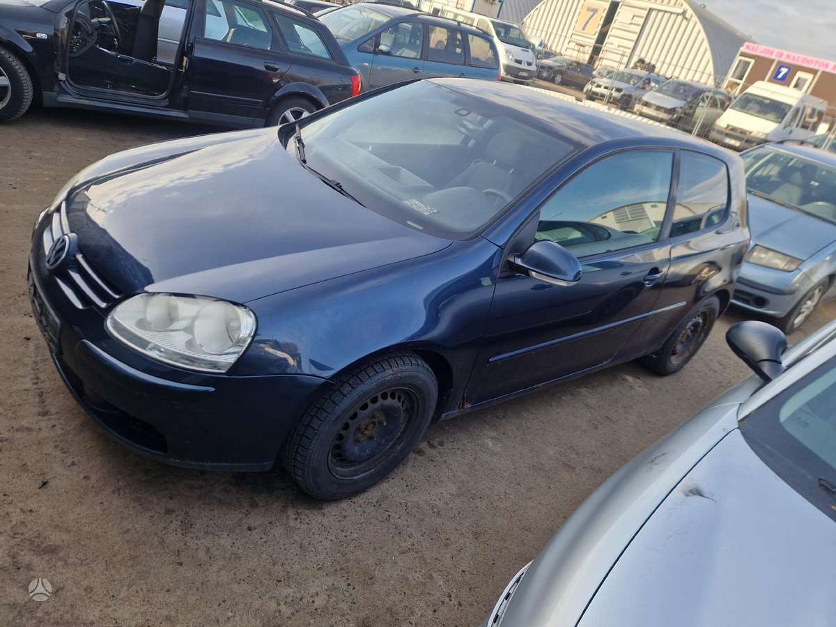 Volkswagen Golf Minsko pl 33a 5 angaras