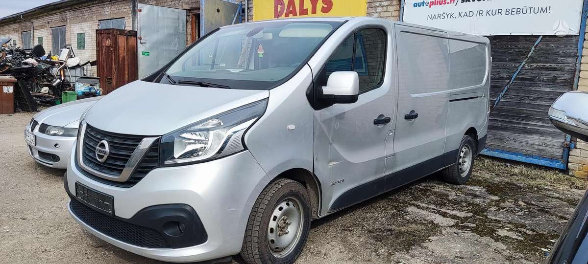 Nissan NV300