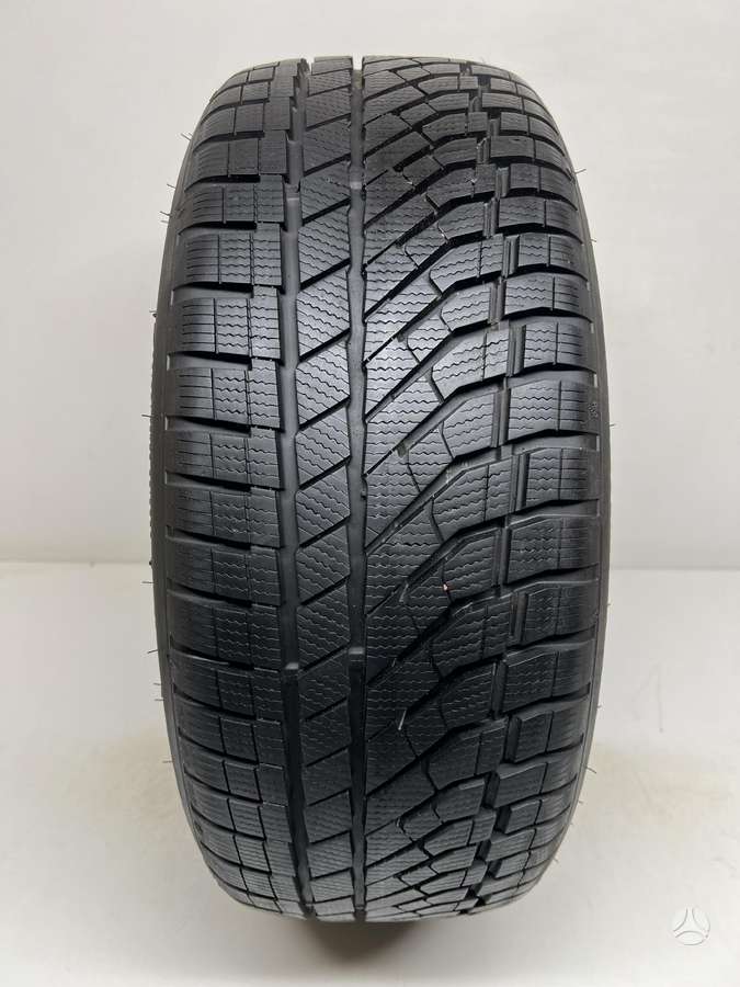 Falken EuroWinter HS02 Pro 2023m, žieminės 225/40 R18