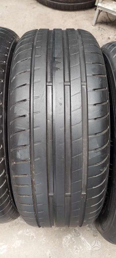 Goodyear, летние 225/55 R17