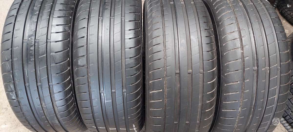 Goodyear, летние 225/55 R17