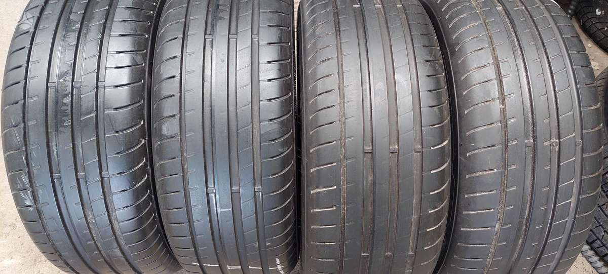 Goodyear, summer 225/55 R17