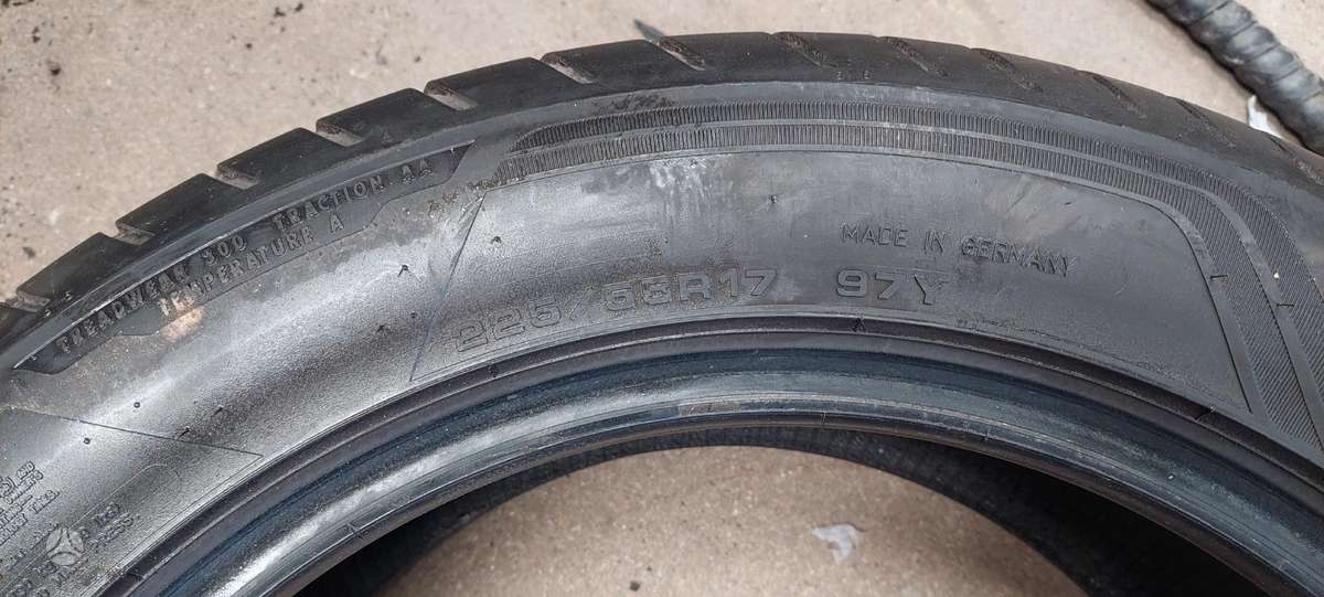 Goodyear, летние 225/55 R17