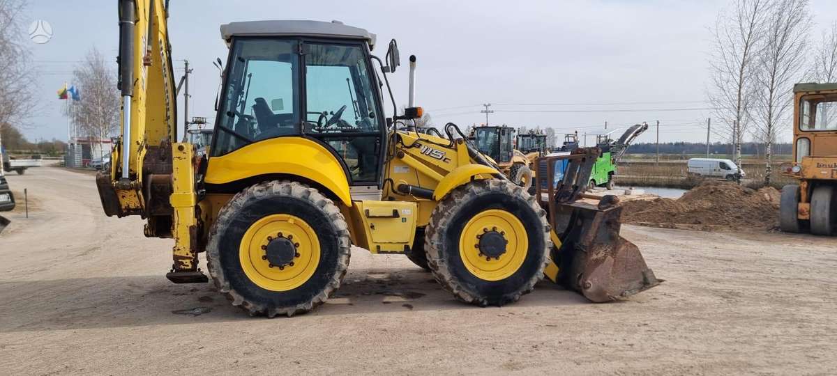 New Holland B115 C, excavator loader
