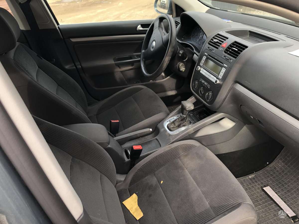 Volkswagen Jetta rezerves daļās